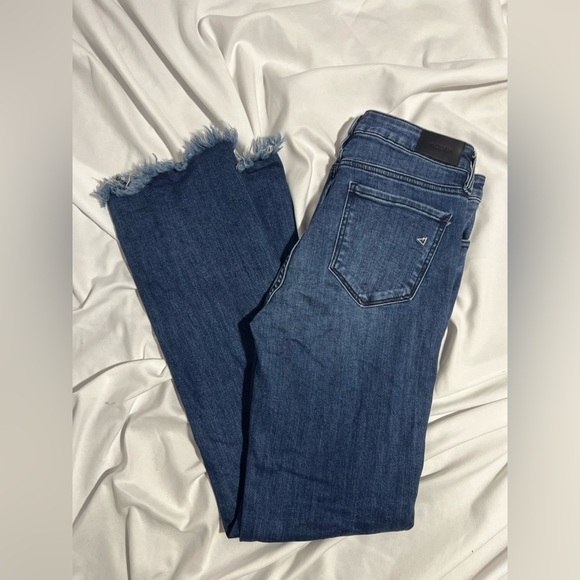 HIDDEN JEANS HAPPI FLARE DARK WASH SPLIT FRAYED HEM | 29 - Picture 12 of 13